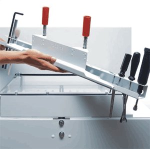 Гильотинная бумагорезательная машина Ideal 5560/5560LT