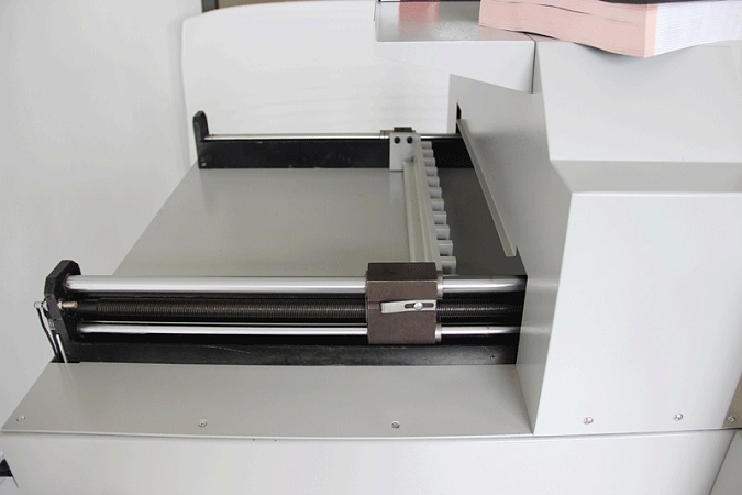 Бумагорезательная машина Bulros professional series 520V3+